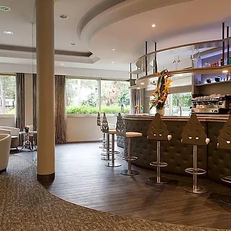 호텔 The Originals Residence, Les Strelitzias, 3*