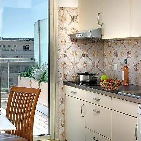 The Originals Residence, Les Strelitzias, 3*